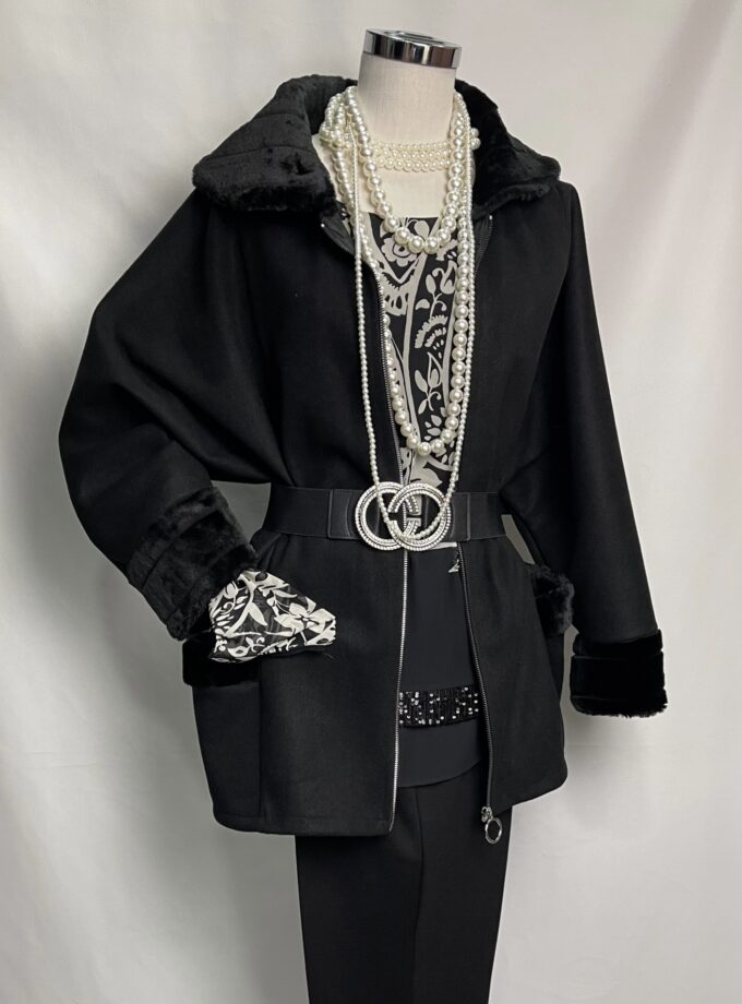 CAPPOTTO 1 NERO ZIP INSERTI PELLICCIA