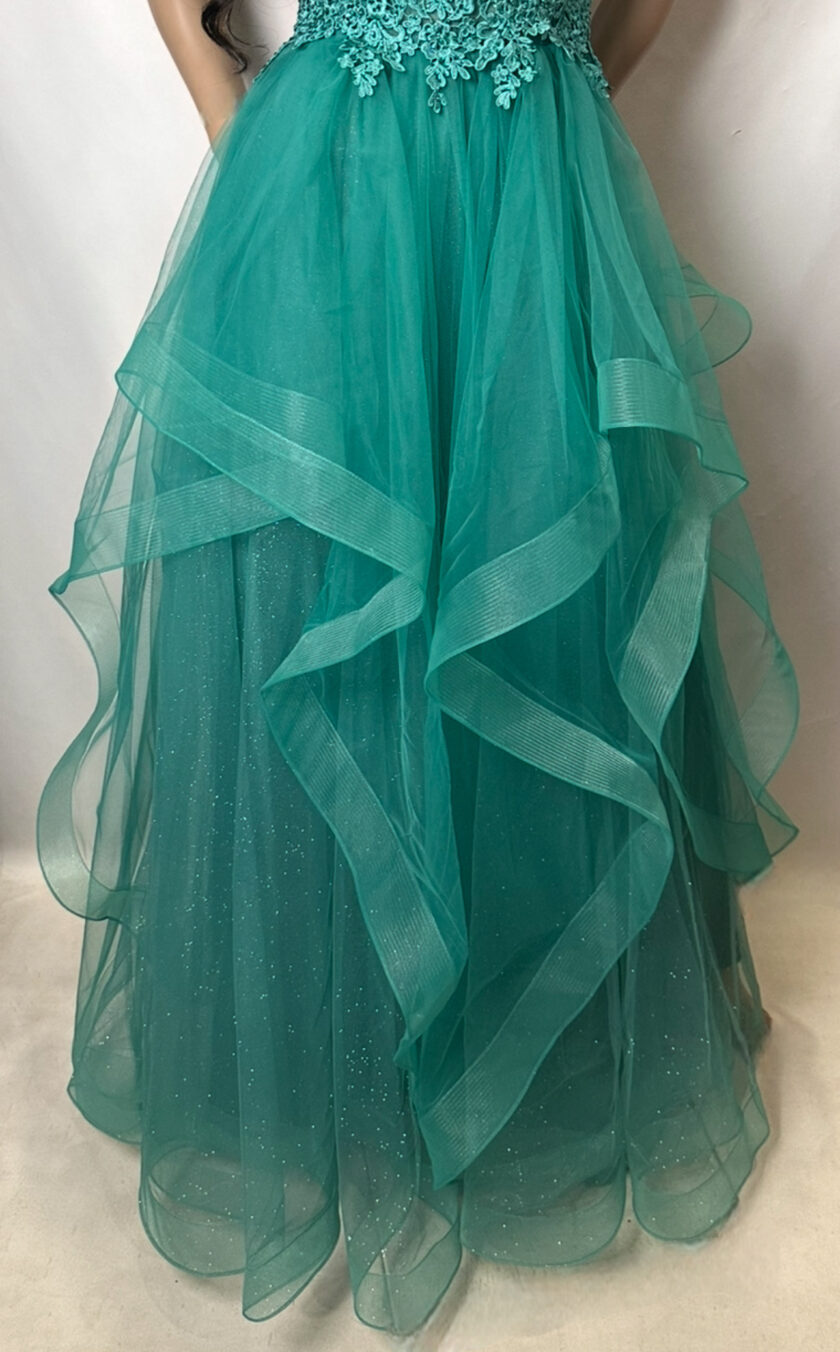abito bambola balze tulle verde Tiffany - immagine 3